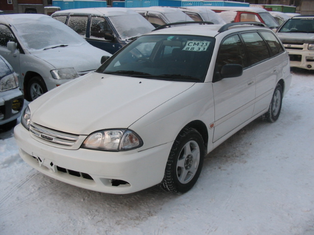 2002 Toyota Caldina Pictures