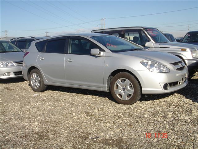 2002 Toyota Caldina Pictures