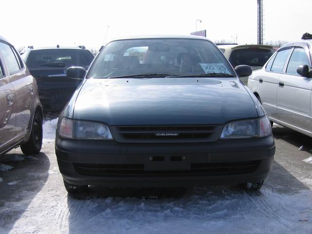 2002 Toyota Caldina Photos