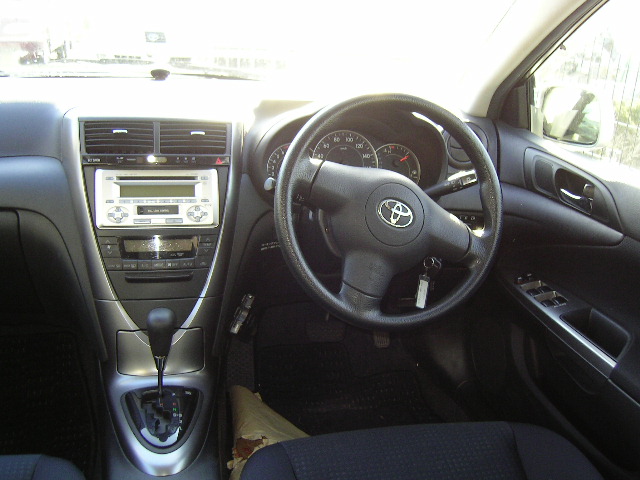 2002 Toyota Caldina Pictures