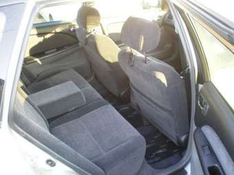 2002 Toyota Caldina Photos