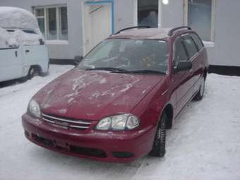 2002 Toyota Caldina Photos