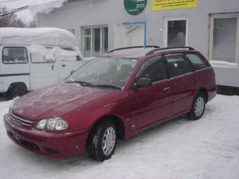 2002 Toyota Caldina Photos