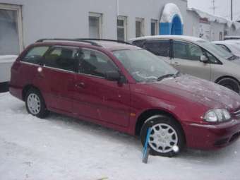 2002 Toyota Caldina Pictures