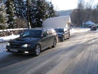 2002 Toyota Caldina Photos