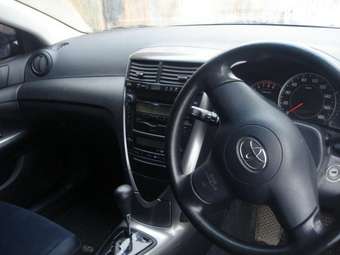 2002 Toyota Caldina Pictures