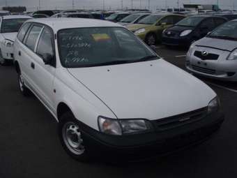 2002 Toyota Caldina Photos