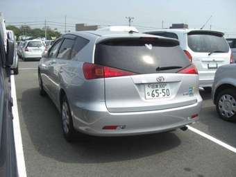 2002 Toyota Caldina Pictures