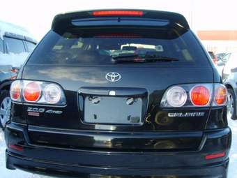2002 Toyota Caldina Pictures
