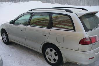 2002 Toyota Caldina Pictures