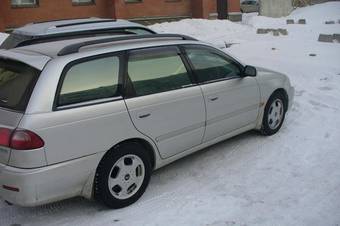 2002 Toyota Caldina Photos