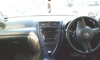 2002 Toyota Caldina Photos