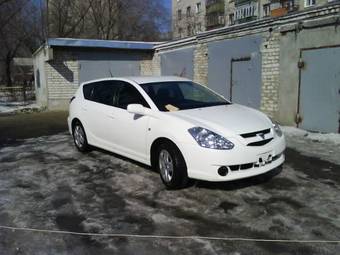 2002 Toyota Caldina Photos