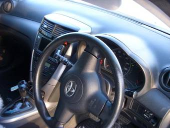 2002 Toyota Caldina Pictures