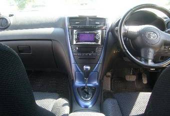 2002 Toyota Caldina Pictures