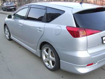 2002 Toyota Caldina Photos