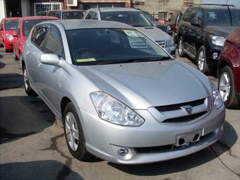 2002 Toyota Caldina Photos