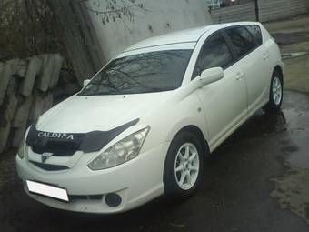 2002 Toyota Caldina Photos