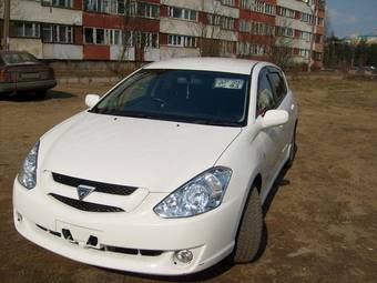 2002 Toyota Caldina Pictures