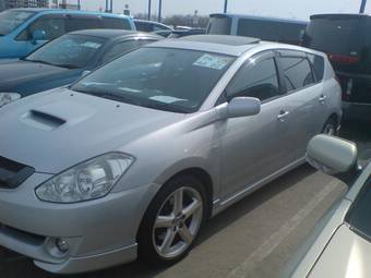 2002 Toyota Caldina Photos