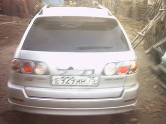 2002 Toyota Caldina Photos