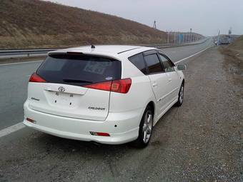 2002 Toyota Caldina Photos