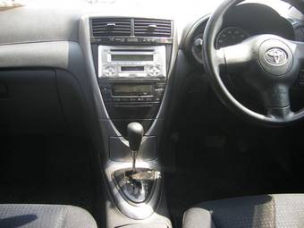 2002 Toyota Caldina Photos