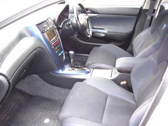 2002 Toyota Caldina Photos