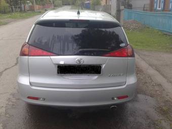 2002 Toyota Caldina Photos