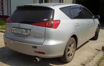 2002 Toyota Caldina Pictures