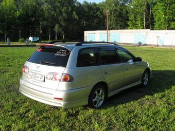 2002 Toyota Caldina Pictures