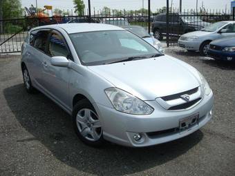 2002 Toyota Caldina Photos