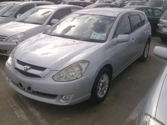 2002 Toyota Caldina Photos