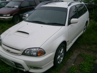 2002 Toyota Caldina Pictures