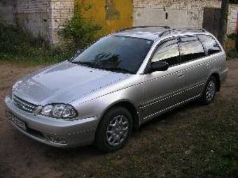 2002 Toyota Caldina Pictures