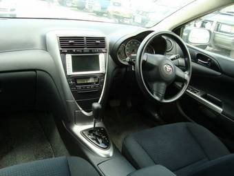 2002 Toyota Caldina Photos