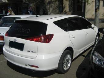 2002 Toyota Caldina Photos