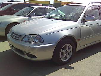 2002 Toyota Caldina Pictures