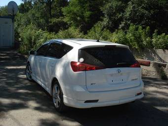 2002 Toyota Caldina Photos