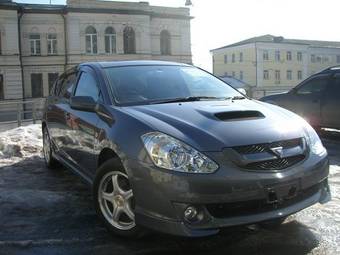 2002 Toyota Caldina Photos