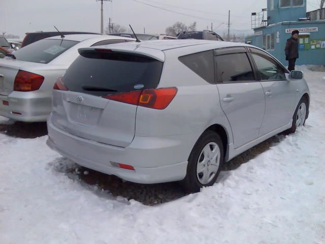 2003 Toyota Caldina