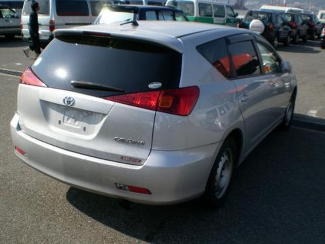 2003 Toyota Caldina