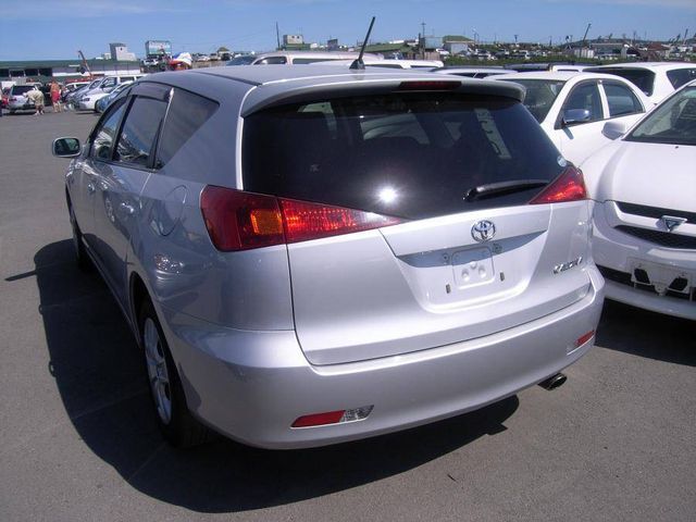 2003 Toyota Caldina