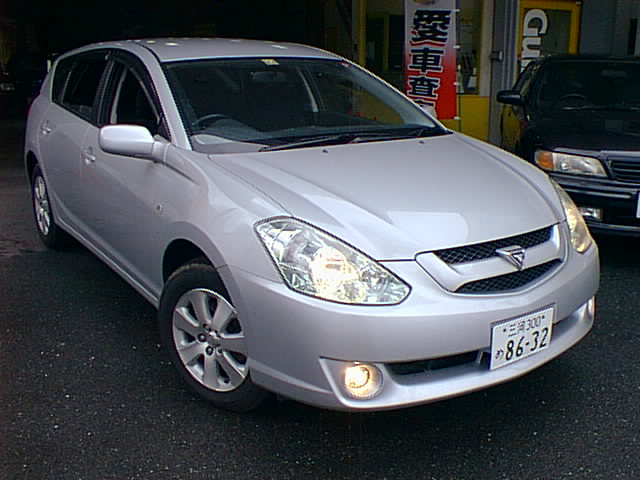 2003 Toyota Caldina Photos