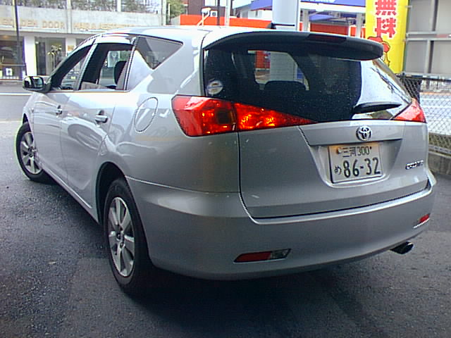 2003 Toyota Caldina Photos