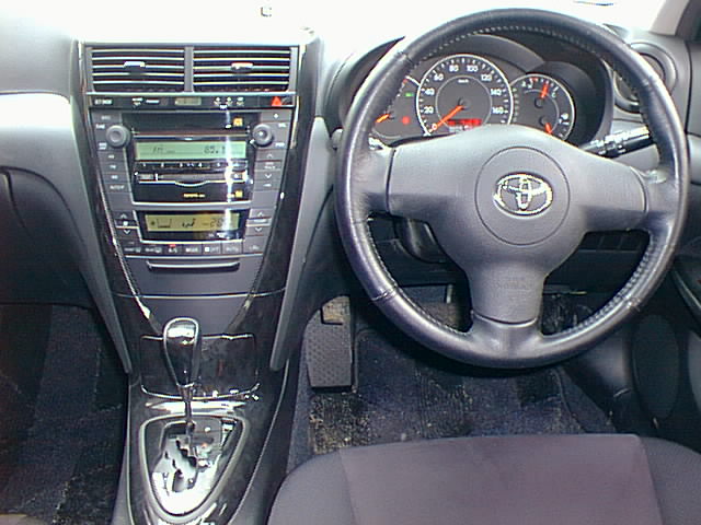 2003 Toyota Caldina Pictures