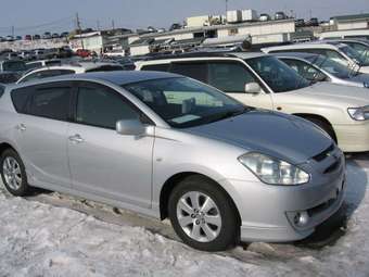 2003 Toyota Caldina Photos