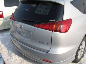 2003 Toyota Caldina Photos