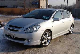 2003 Toyota Caldina Photos