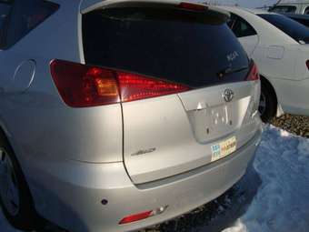 2003 Toyota Caldina Images